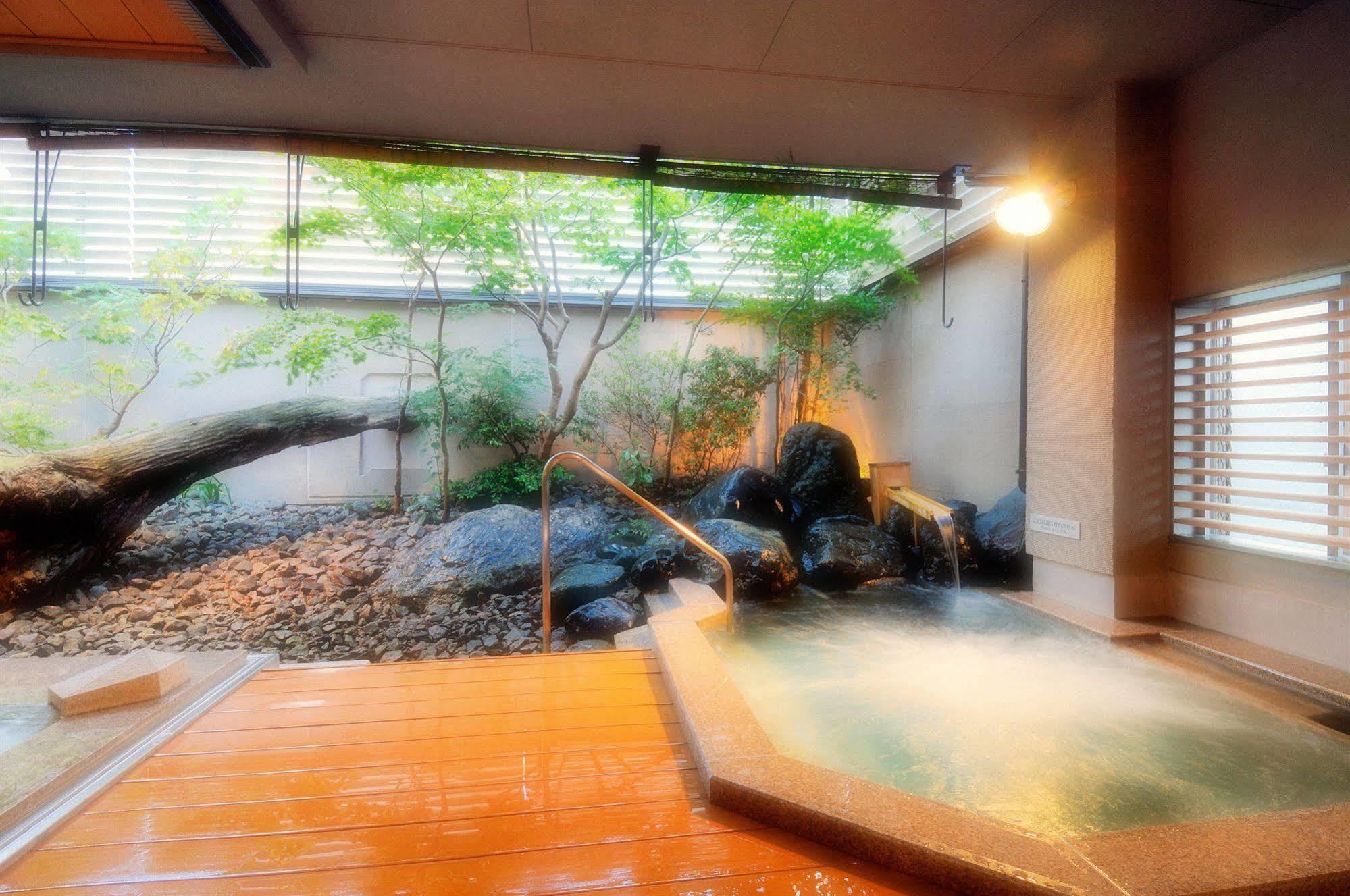Kanazawa Manten Hotel Ekimae Exterior photo